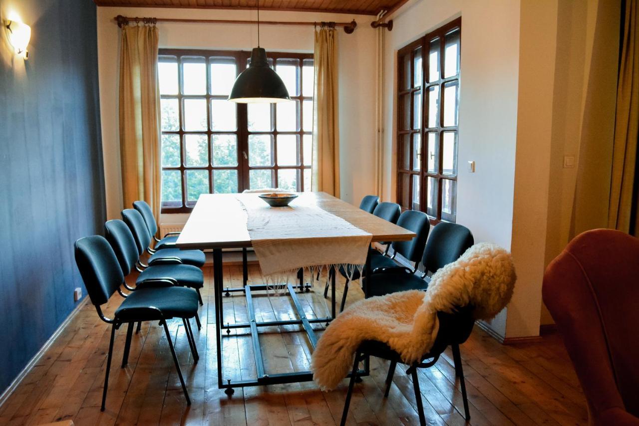 Grandpa'S Hidden Crib, 6 Bedroom, Pet Friendly Sinaia Dış mekan fotoğraf
