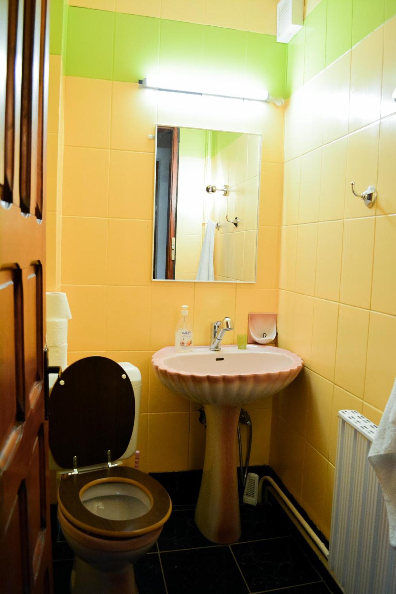Grandpa'S Hidden Crib, 6 Bedroom, Pet Friendly Sinaia Dış mekan fotoğraf